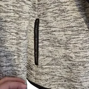 Ann Taylor Open Front Tweed Blazer W/ Black Trim Size Large In NWOT Condition