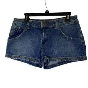 ARIZONA JEAN CO. Juniors size 11 Blue Denim Shorts light distressing