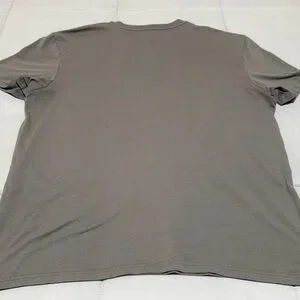 Arizona Jean Company Men's Large Grey Short Sleeve V-neck T-shirt Regular Fit