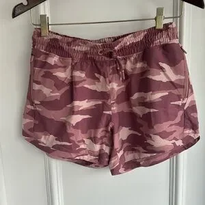 Athleta All Play 3” Short Girls XL 14 - NWOT