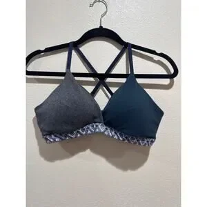 Athleta Inhale powervita sports bra size medium