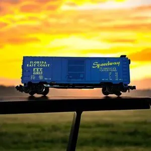 ATLAS NSCALE TRAIN CAR FLORIDA EAST COAST SPEEDWAY BLUE BOX CAR
