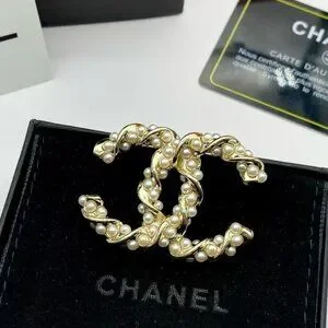 Authentic CHANEL BROOCH gold white pearl rhinestone like new
