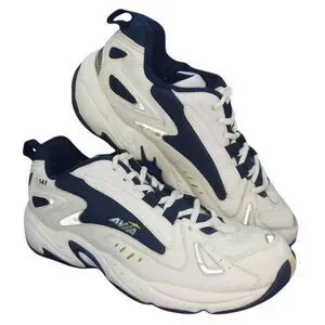 AVIA 141 Men's Pre-owned White and Blue Athletic Sneakers - sz. 8 1/2