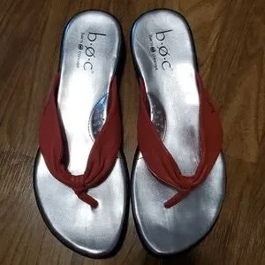 B.o.c. Born Concept Women's Coral And Silver Thong Sandals Flip Flops Size 7