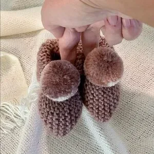Baby Booties 0-3 Months Baby Shoes With Pompons Newborn Socks Baby Sho…