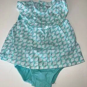 Baby girls outfit size 3 months