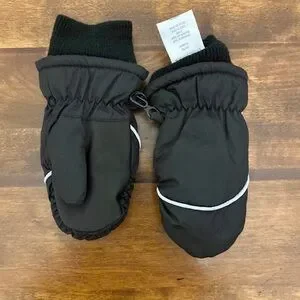 Baby mittens Sz 3m