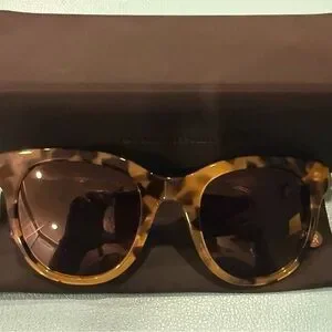Banana Republic Brown Tortoise Sunglasses