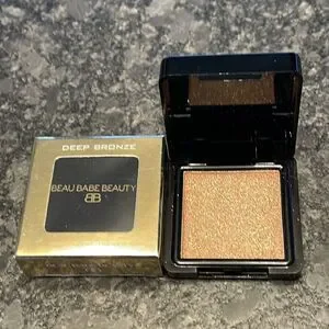 Beau Babe Bronzer In Deep Bronze - Here We Come Spring ☀️☀️