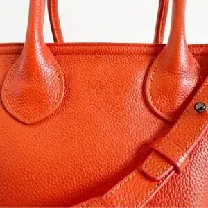 Beck Beckini Bag Tote Crossbody Satchel Italian Pebble Leather Logo Embossed