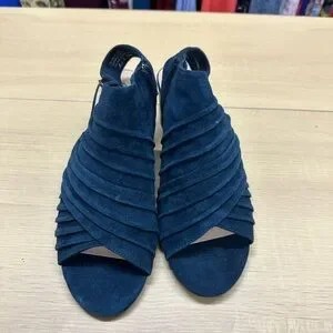 Bella Vita Dayana Navy Women's Heeled Sandal Size 11 NWOT