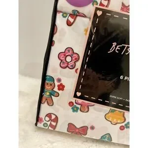 Betsey Johnson 6 Piece Pink Christmas Gingerbread Full Sheet Set