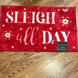 Betsey Johnson Red 'Sleigh All Day' Bath Rug