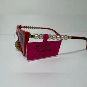 Betsey Johnson Spice Of Life Faux Pearl Cat Eye Chic Red Sunglasses NWT