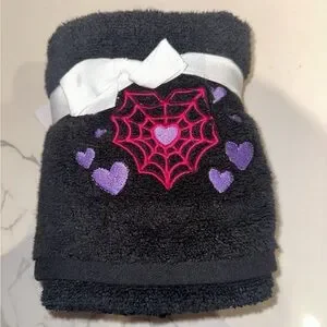 Betsey Johnson Spiderweb Hearts Towels