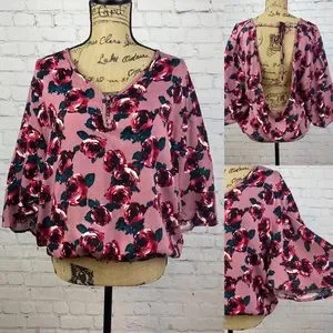 BKE Floral Batwing Sleeve Open Back Top