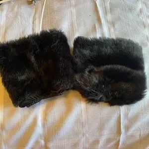 Black Fuzzy Boot Topers