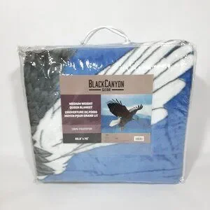 BLACKCANYON OUTFITTERS MEDIUM WEIGHT AMERICAN EAGLE QUEEN SIZE BLANKET BRAND NEW