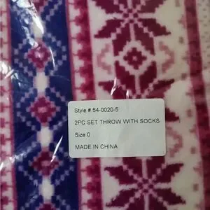 Blanket/throw & matching socks set NWT