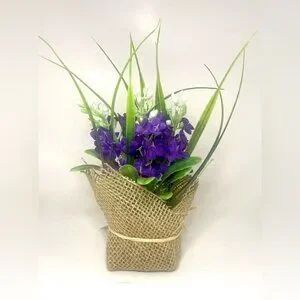 BNWT Midwest Gifts Burlap Wrapped Flower Bunch.