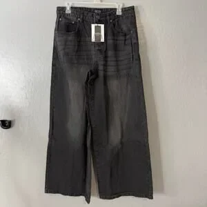 Boohoo Man Super Baggy Rigid Jeans Washed Black 30
