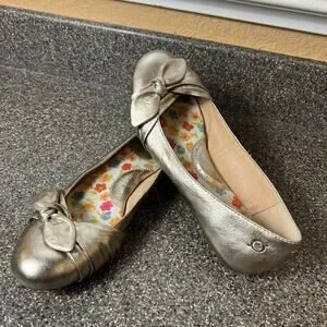 Born Gold Leather Ballet Flats Shoes Women's 9.5 M Slip On Comfort Casual Loafer