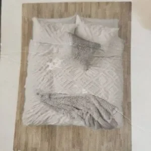 BP Twin XLTufted Lattice Duvet Set