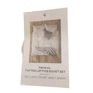BP Twin XLTufted Lattice Duvet Set