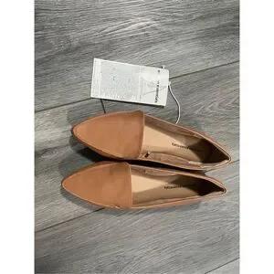 Brand New Amazon Essentials Faux Leather Women’s 5 Flats Loafers Slip On