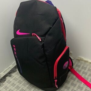 ⛱️Brand New Nike Hoops Elite Backpack - Black And Pink