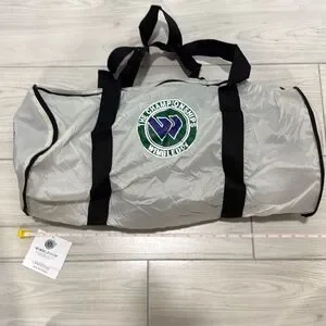 BRAND NEW WIMBLEDON® THE ALL ENGLAND LAWN TENNIS AND CROQUET CLUB DUFFLE BAG - W