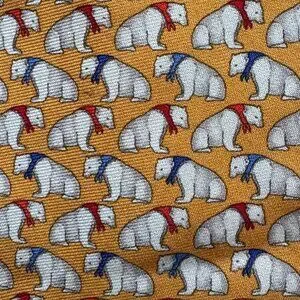 Brooks Brothers Makers Tie Polar Bears Yellow Gold 100% Silk USA 3.5x59"