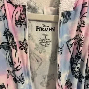 Bundle Of 3 Fleece PJs. Disney Frozen And 32 Heat. Size Toddler 5-6
