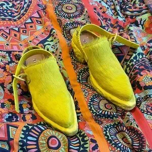 Camper Camperlabs Venga Yellow Long Calf Hair Sz 39