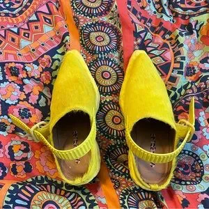 Camper Camperlabs Venga Yellow Long Calf Hair Sz 39