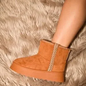 Caramel Round Toe Cozy Boots