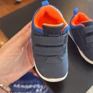 Carter’s Baby Every Steps Navy Sneakers Size 3.5 US