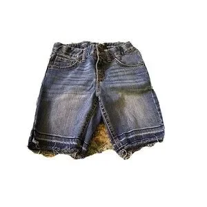 Cat and Jack Bermuda Super Stretch Shorts Sz.M 7/8