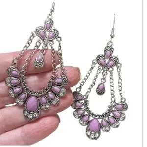 Chandalier Lavender And Silvertone Bohemian Drop Earrings NWOT