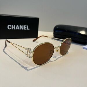 Chanel Gold Aviator Sunglasses With Signature Detailing