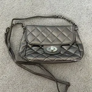 Charlotte Russe Metallic Quilted Crossbody Bag