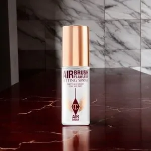 Charlotte Tilbury Airbrush Flawless Setting Spray 34 ml 1 Entry to Win Coach