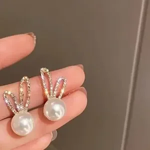 Charming Bunny Earrings with Imitation Pearls: Perfect for Everyday Wear