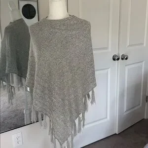 Chic Gray Fringe Poncho