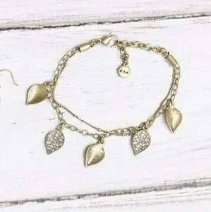 Chloe + Isabel Paved Textured Leaf Bracelet