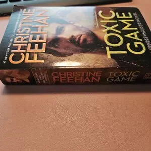 Christine Feehan's TOXIC GAME A Ghostwalker Series Book Excellent CND Paperback