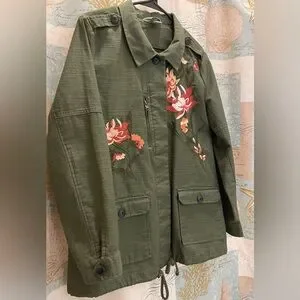 Christoper&Banks Womens Petite Lg Green Floral Embroidered Drawstring Jacket 100