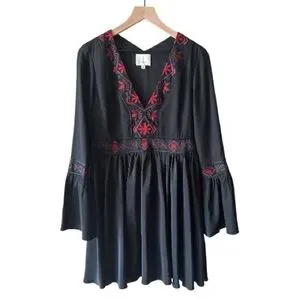 Cinq A Sept Zane Silk Dress Black Red Embroidered Tassel Boho Chic Size 8
