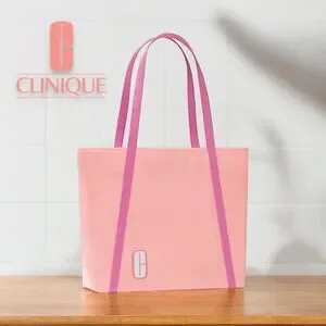 Clinique  Makeup Tote